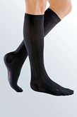 Medi - Mediven for Men - Calze compressive medicali classe 1, punta chiusa - AD Gambaletto (paio) - Colore : Blu Marine- Taglia : IV- Versione : Lungo