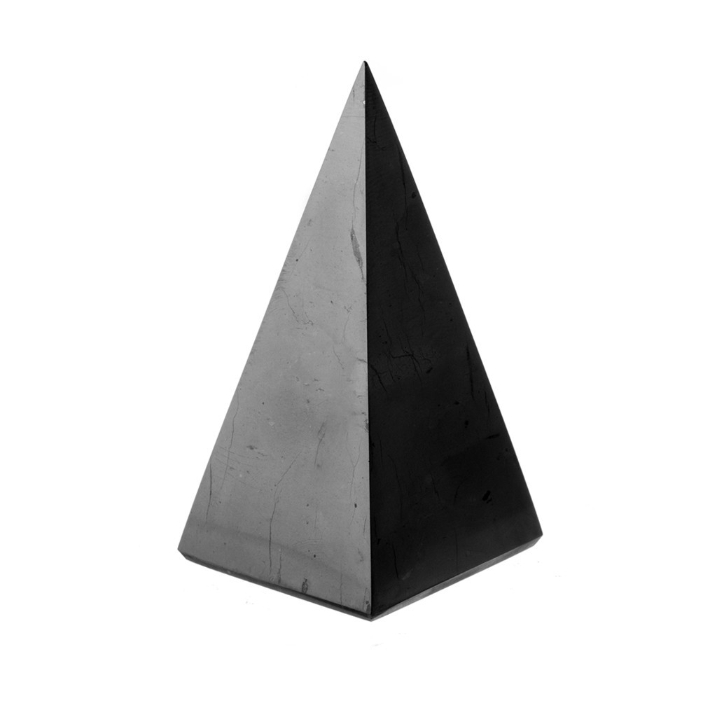 Piramide Alta in Shungite - base 5 cm altezza 11 cm