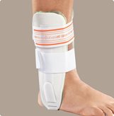 RO+TEN - AIRSTRONG (AIRFIX) - Tutore bivalva per caviglia con imbottiture ad aria gonfiabili - Colore : Bianco- Taglia : Universale