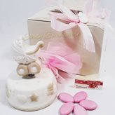 Carillion in ceramica porcellanata a forma di carrozzina evento battesimo, nascita, primo compleanno - Confezionato : COMPLETA DI MATERIALE PER CONFEZIONARLE